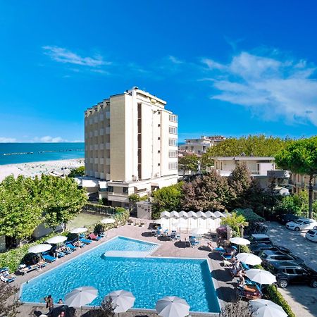 Hotel Colorado Cesenatico Esterno foto