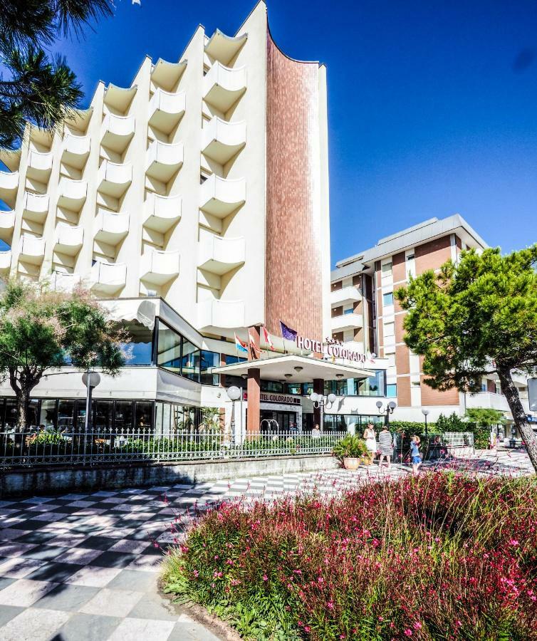 Hotel Colorado Cesenatico Esterno foto