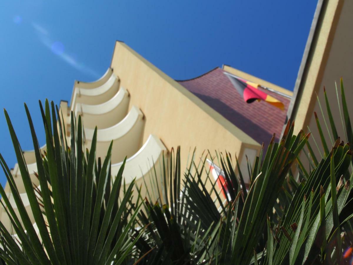 Hotel Colorado Cesenatico Esterno foto